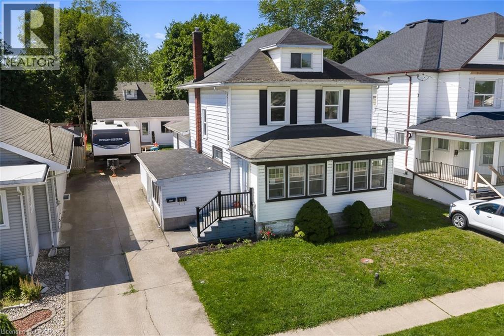 221 Bowen Road, Fort Erie, Ontario  L2A 2Y6 - Photo 2 - 40843098