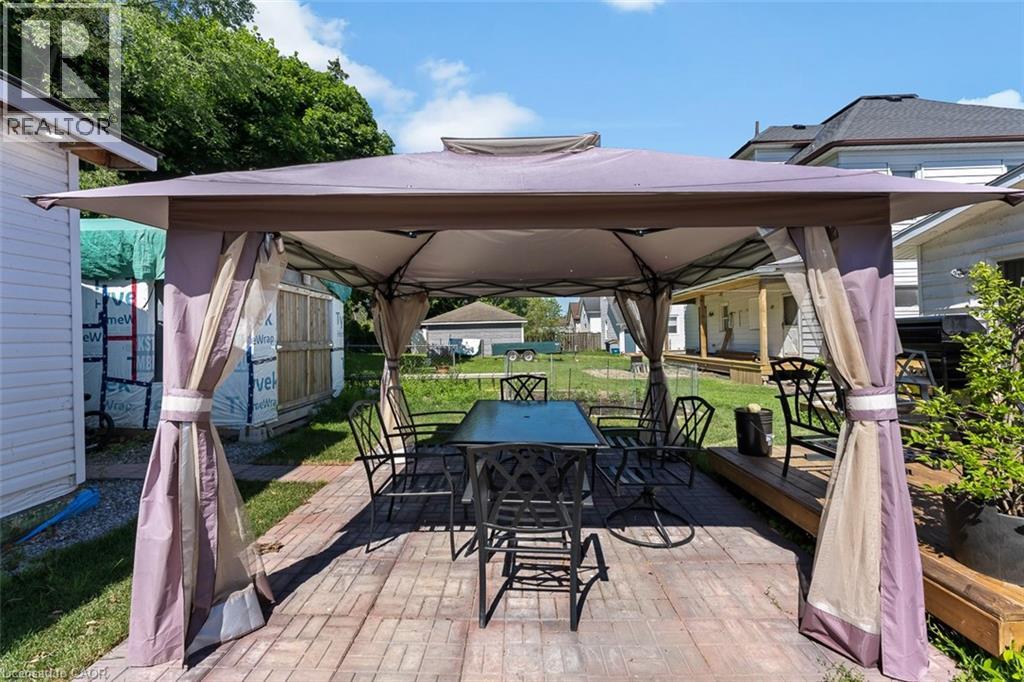 221 Bowen Road, Fort Erie, Ontario  L2A 2Y6 - Photo 44 - 40843098