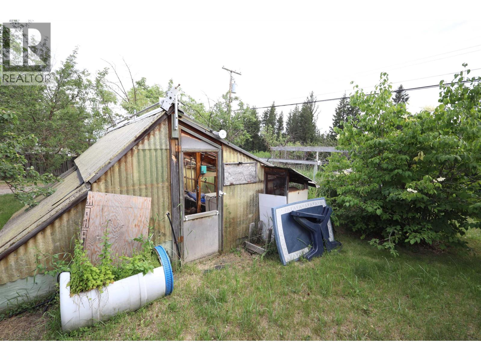 3797 Dodge Road, Lac La Hache, British Columbia  V0K 1T1 - Photo 12 - R3140534