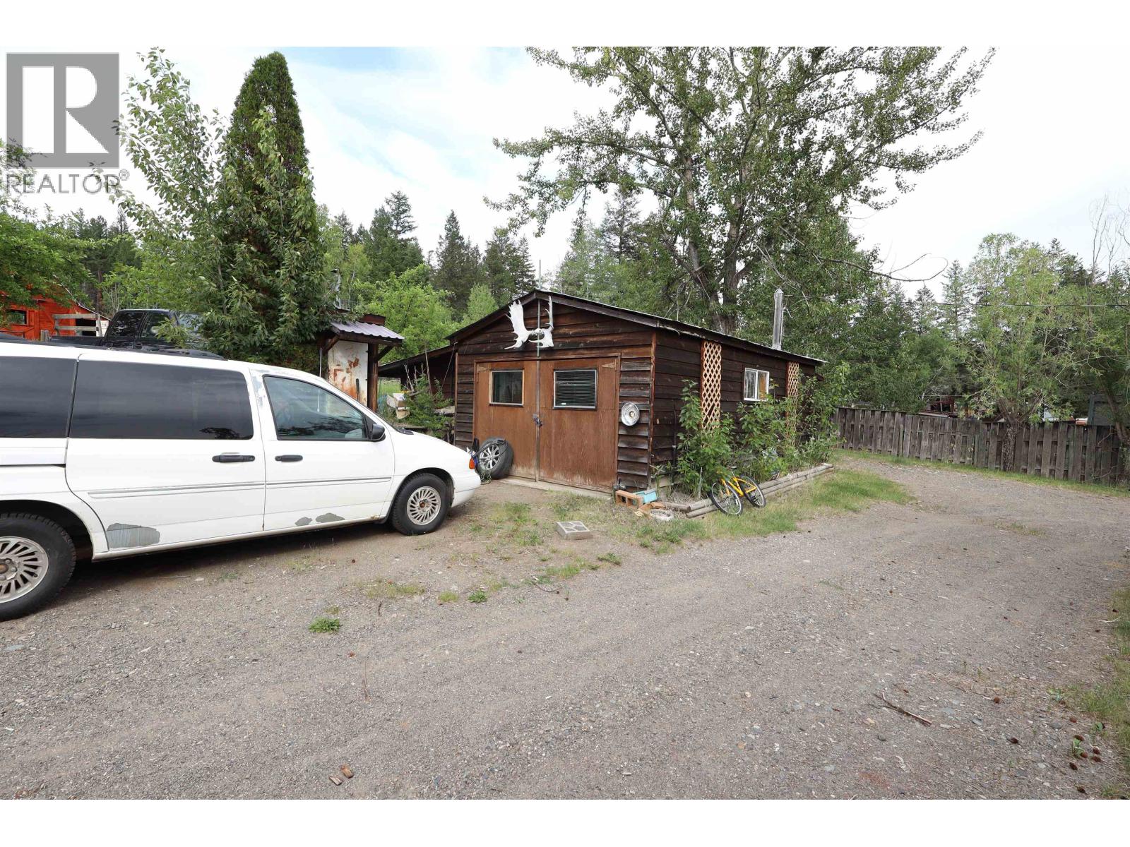 3797 Dodge Road, Lac La Hache, British Columbia  V0K 1T1 - Photo 6 - R3140534