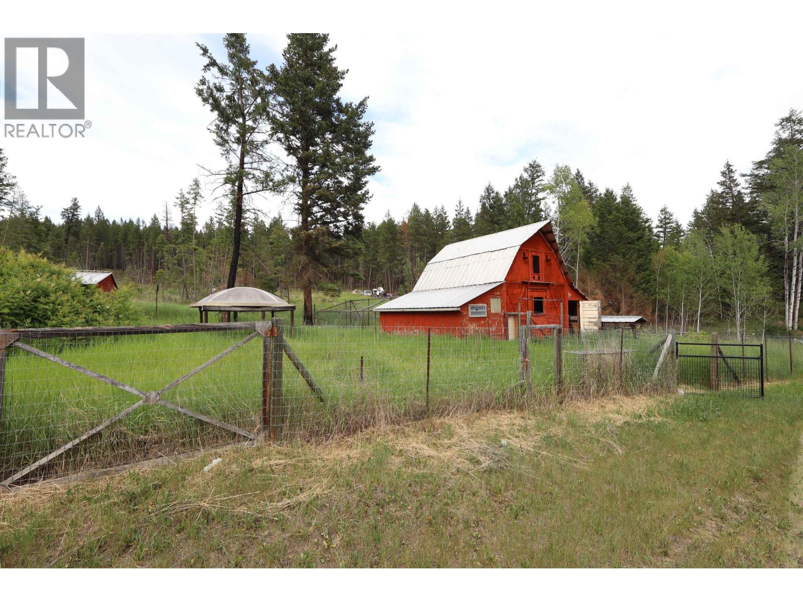 3797 Dodge Road, Lac La Hache, British Columbia  V0K 1T1 - Photo 22 - R3140534