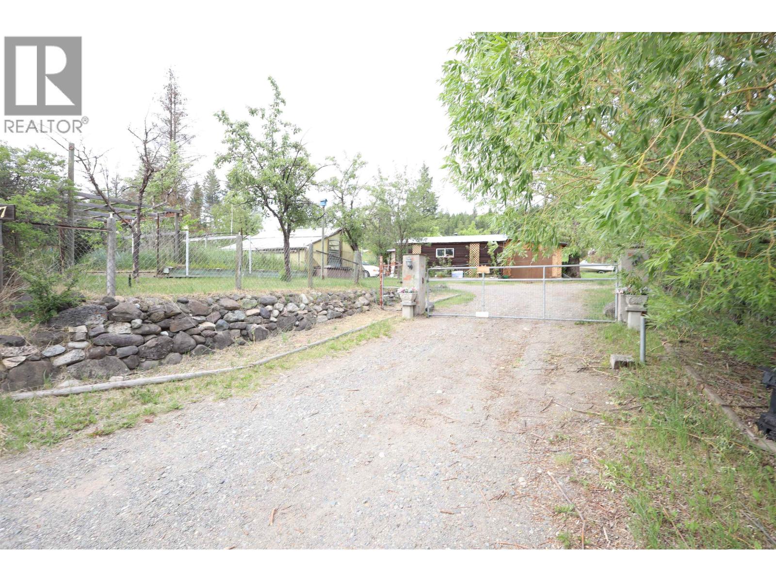 3797 Dodge Road, Lac La Hache, British Columbia  V0K 1T1 - Photo 24 - R3140534