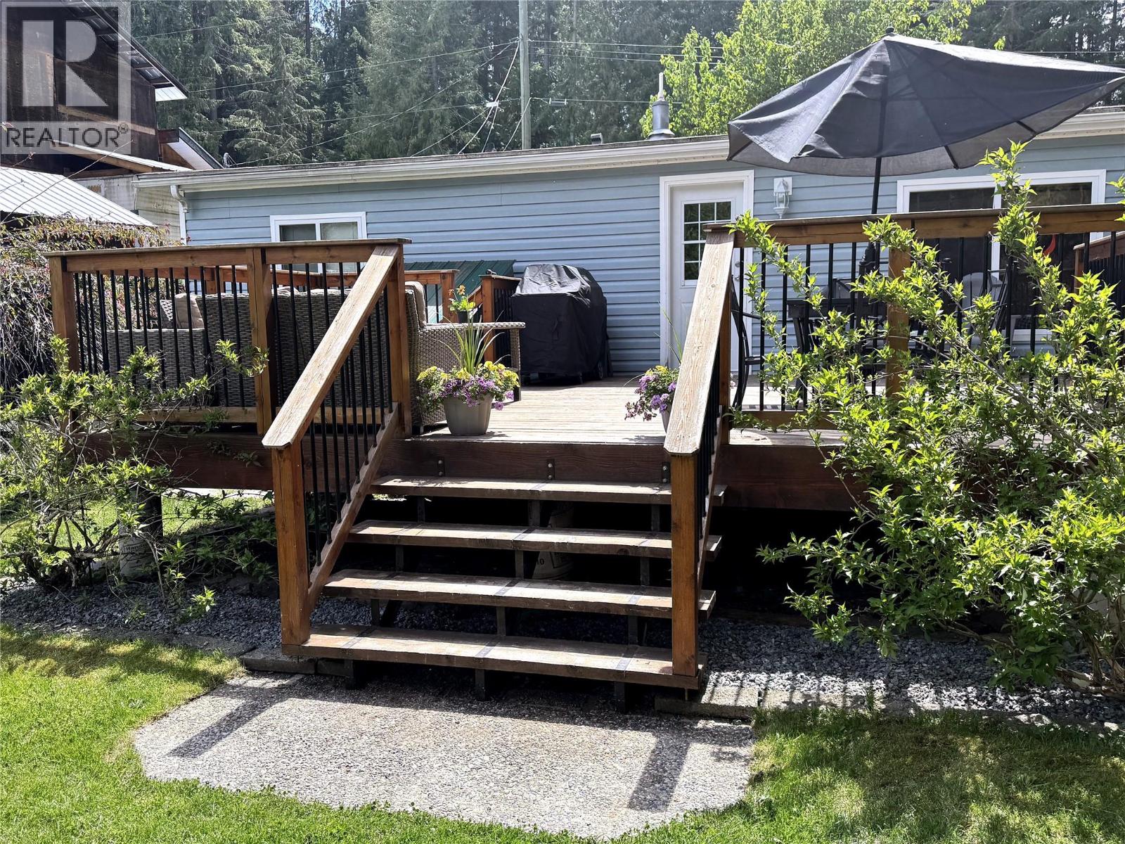19 West Poirier Road, Mara, British Columbia  V0E 2K0 - Photo 34 - 10380944
