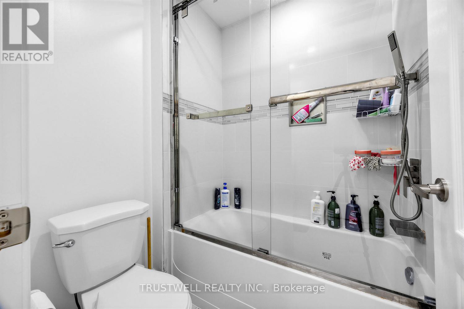 3 Waldron Court, Ajax, Ontario  L1T 4X2 - Photo 22 - E13496764