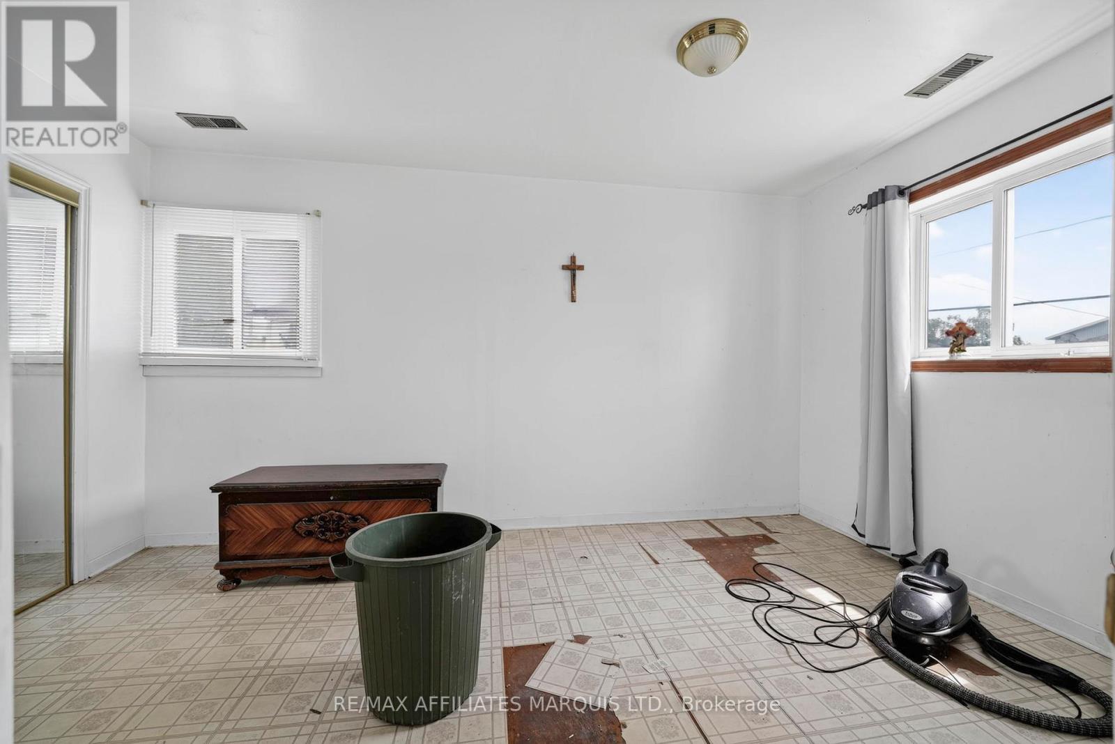 343 Carleton Street, Cornwall, Ontario  K6H 4X6 - Photo 13 - X13496806
