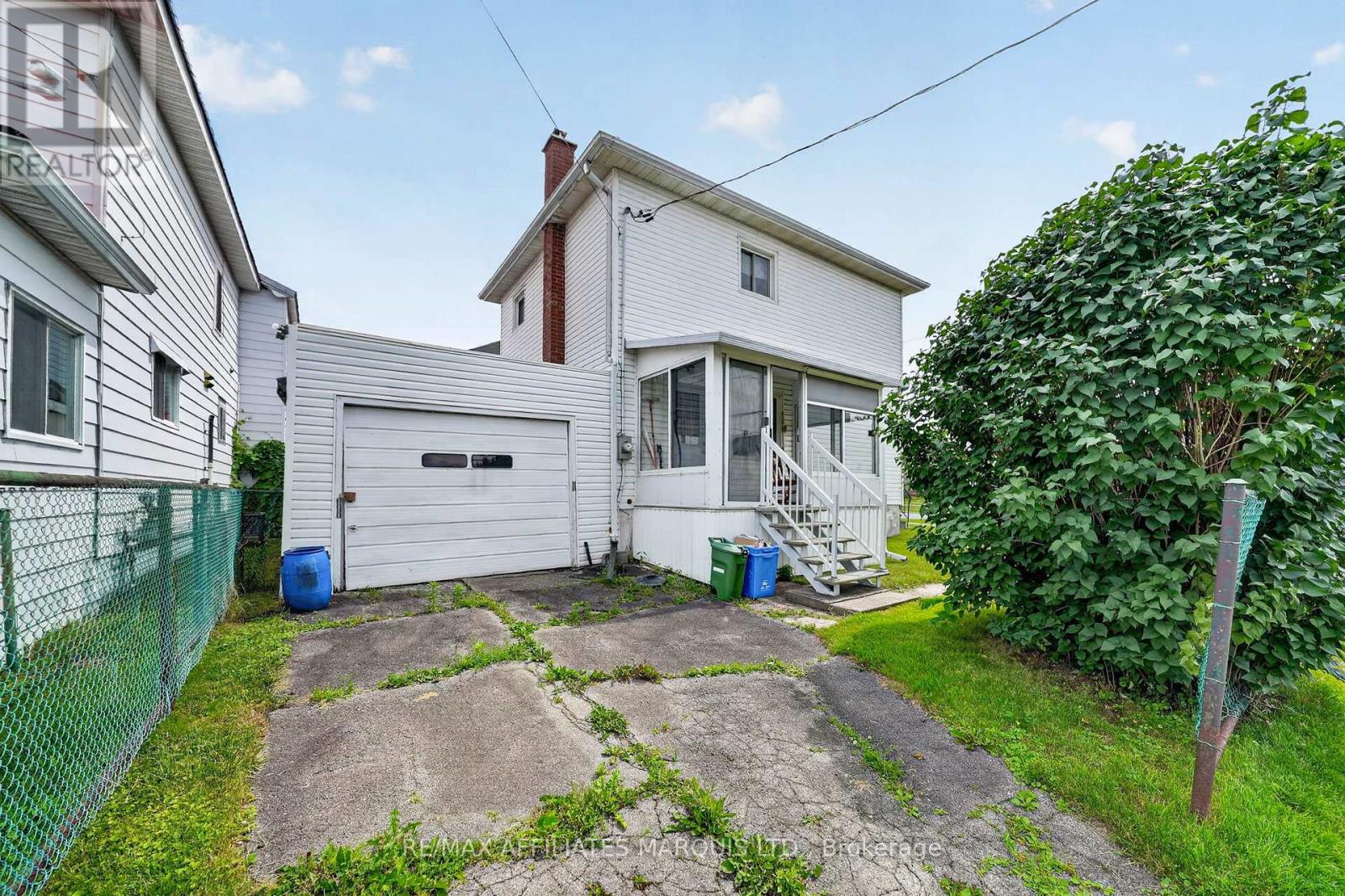 343 Carleton Street, Cornwall, Ontario  K6H 4X6 - Photo 3 - X13496806