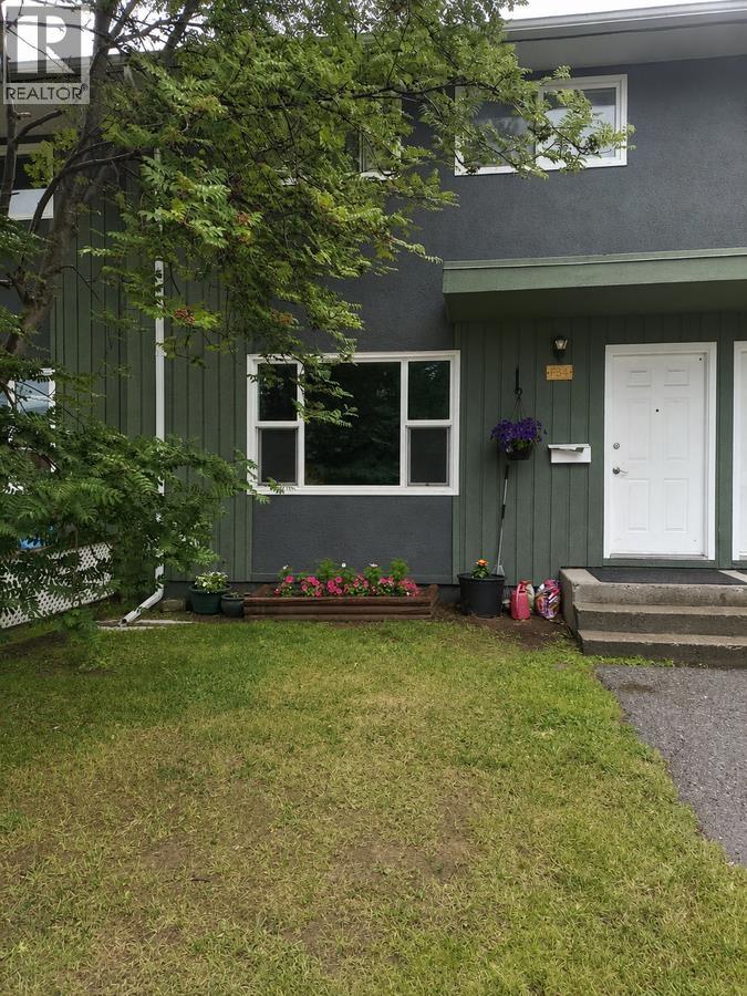 F34 1900 STRATHCONA AVENUE