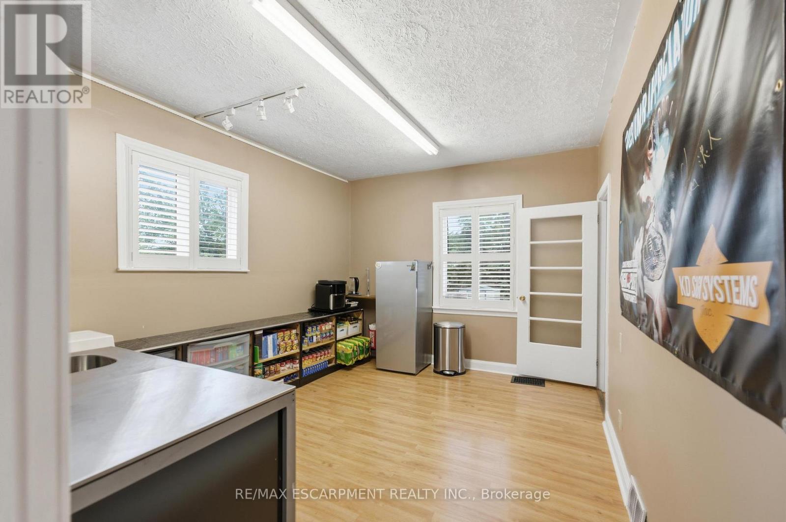 1260 Highway 8, Hamilton, Ontario  L8E 5Y3 - Photo 11 - X13496790