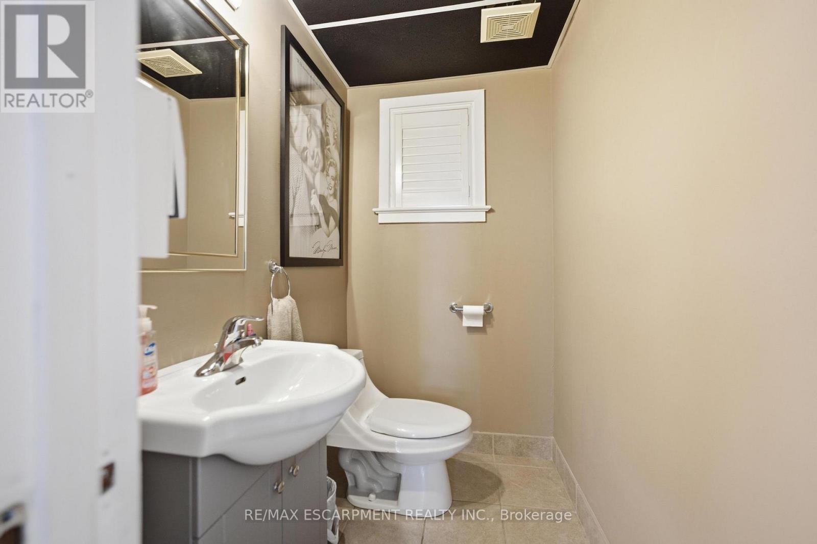1260 Highway 8, Hamilton, Ontario  L8E 5Y3 - Photo 12 - X13496790