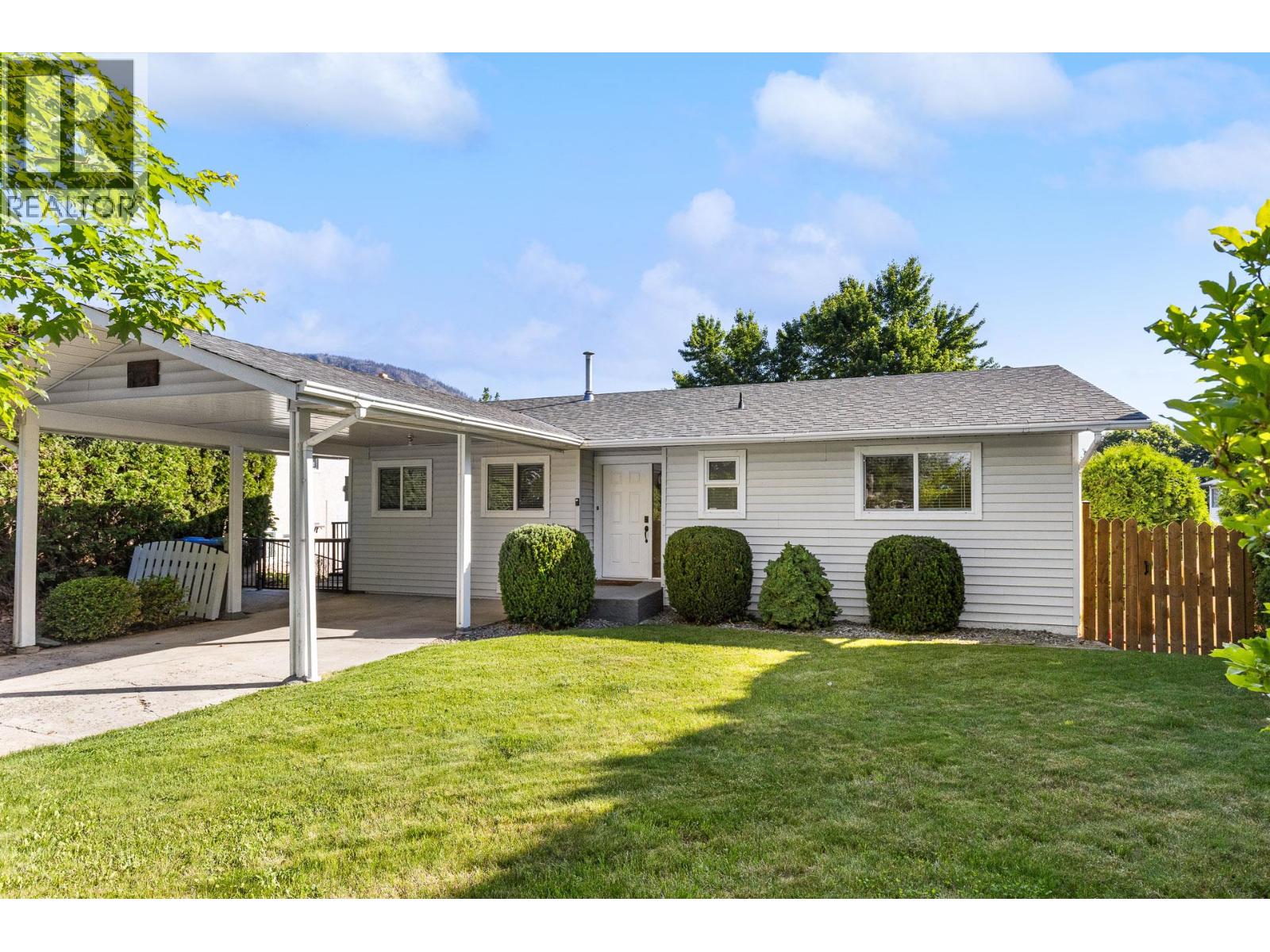 2954 Sandstone Drive, West Kelowna, British Columbia