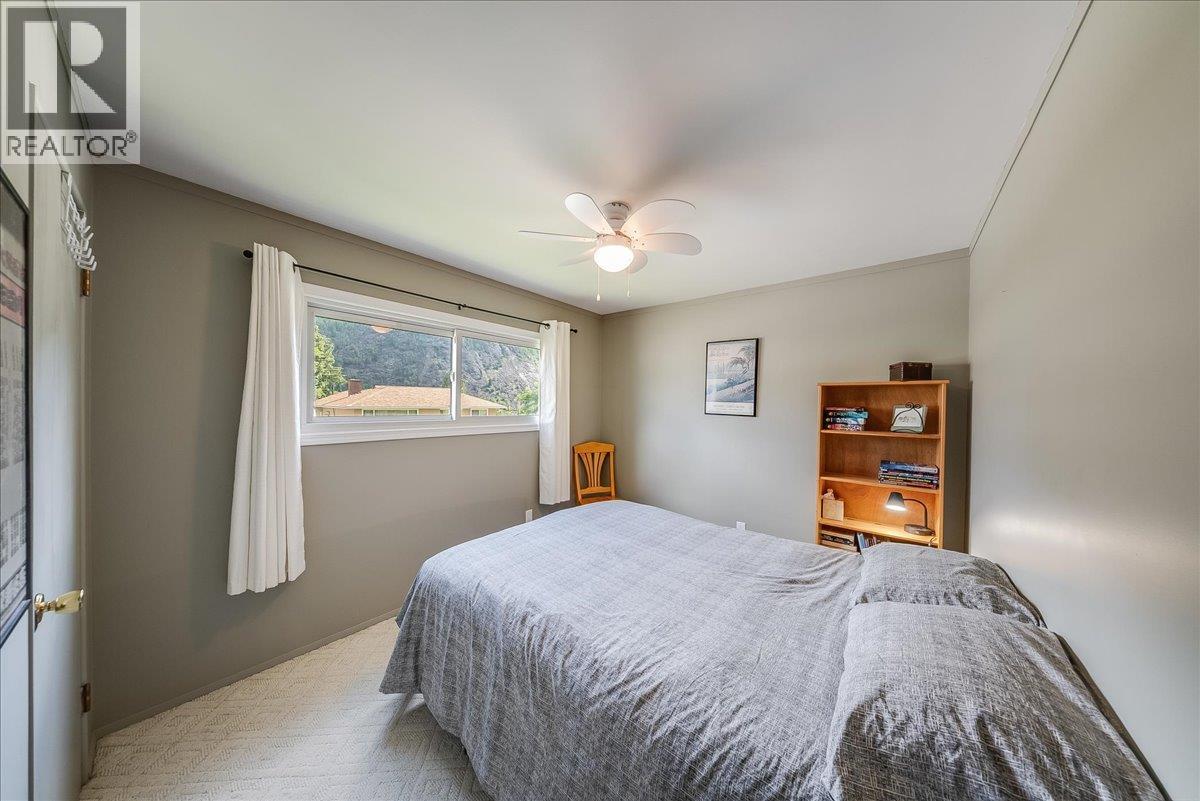 3411 Marigold Drive, Trail, British Columbia  V1R 2X7 - Photo 13 - 10392744