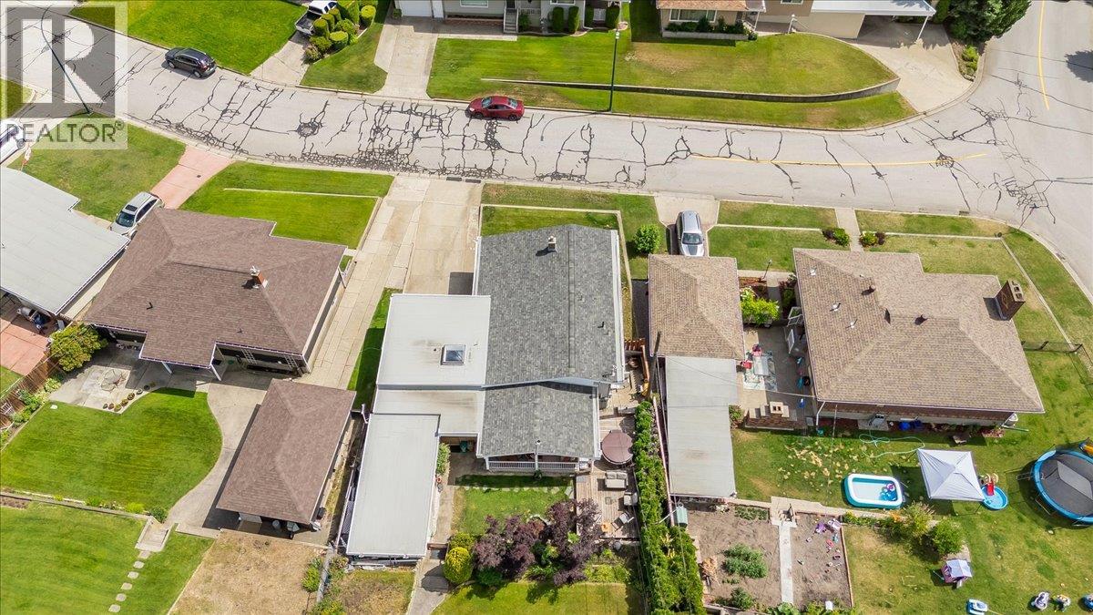 3411 Marigold Drive, Trail, British Columbia  V1R 2X7 - Photo 46 - 10392744