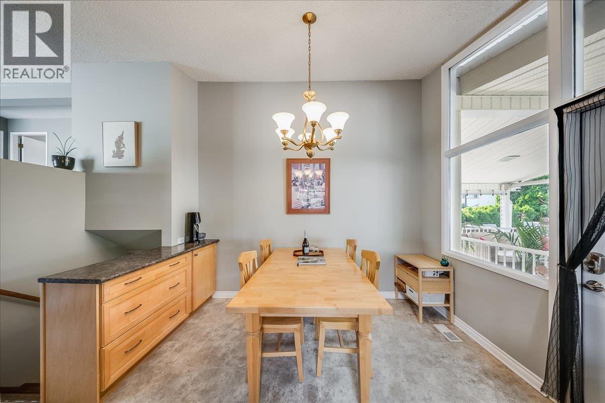 3411 Marigold Drive, Trail, British Columbia  V1R 2X7 - Photo 4 - 10392744