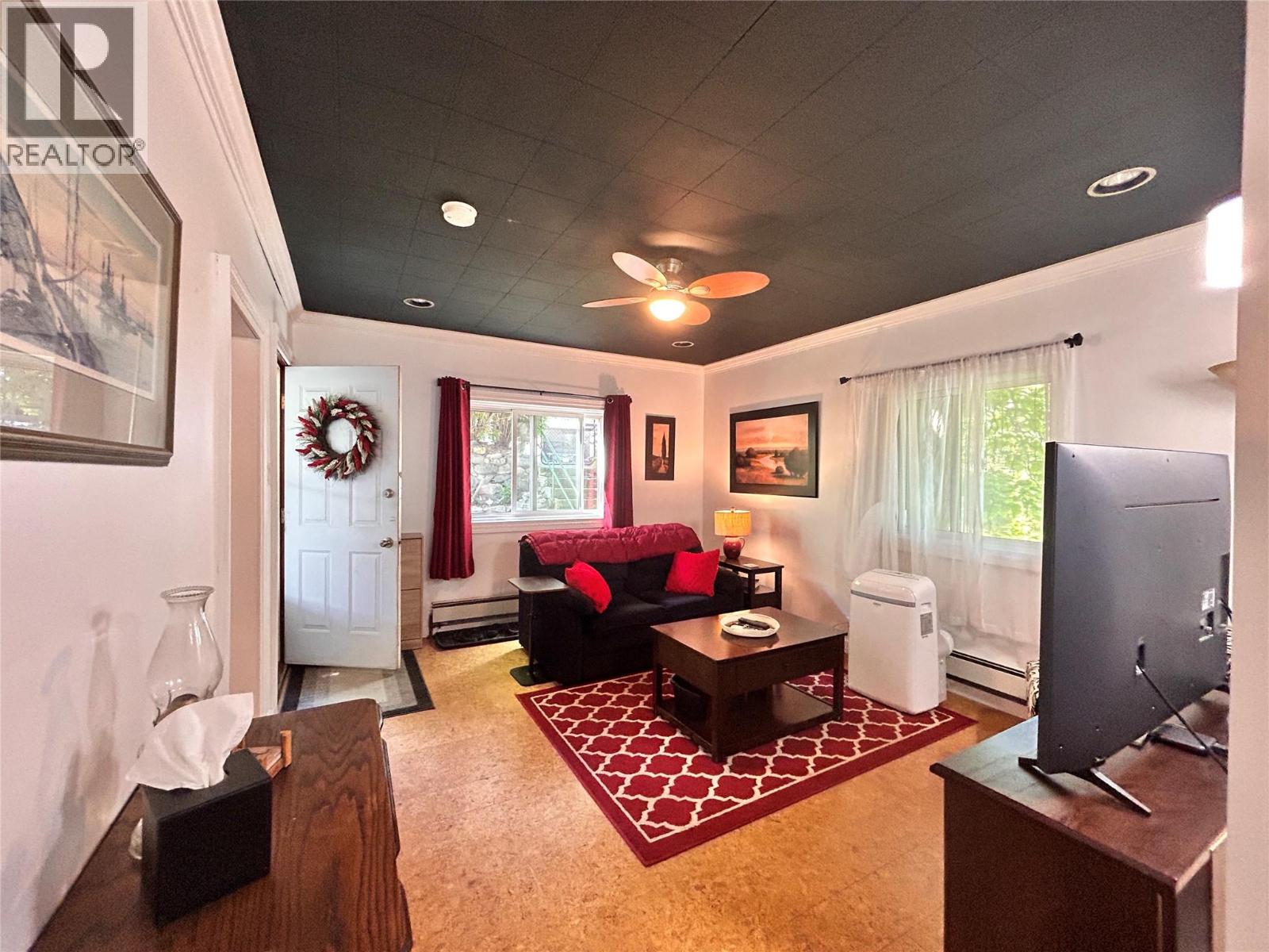 2069 Daniel Street, Trail, British Columbia  V1R 4H1 - Photo 11 - 10392540