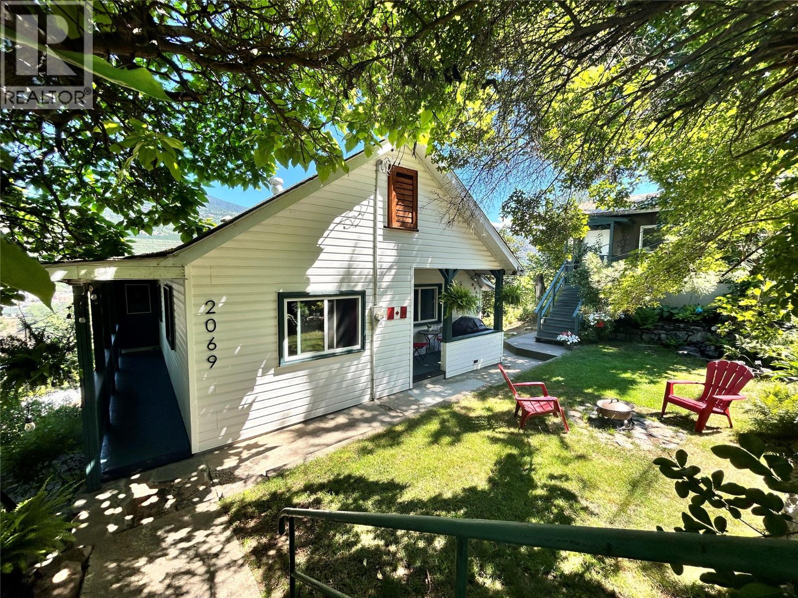 2069 Daniel Street, Trail, British Columbia  V1R 4H1 - Photo 3 - 10392540