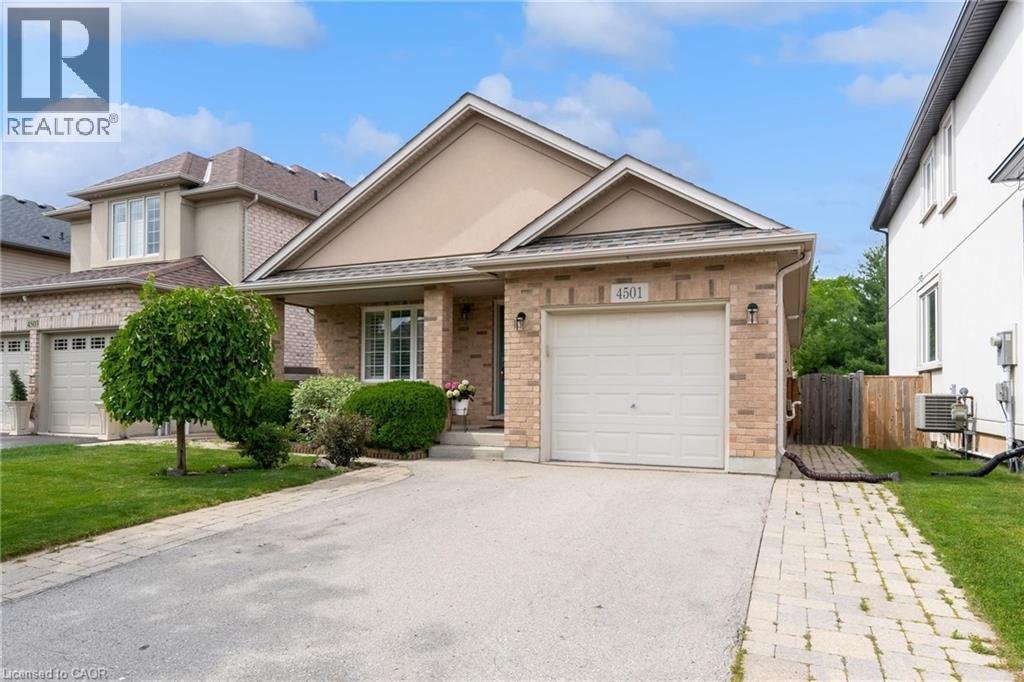4501 Frances Crescent, Beamsville, Ontario  L3J 0E8 - Photo 2 - 40840574