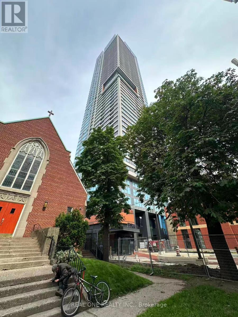 2802 - 609 SHERBOURNE STREET, Toronto, Ontario