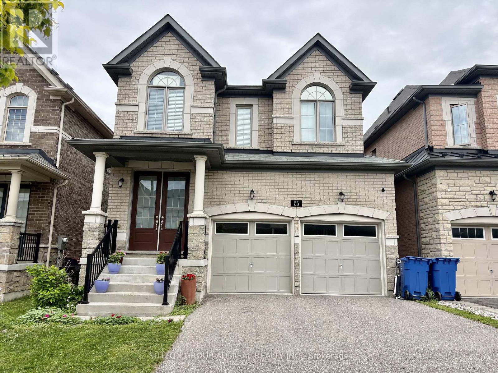 55 Duggan Street, Aurora, Ontario  L4G 0Y9 - Photo 2 - N13496834