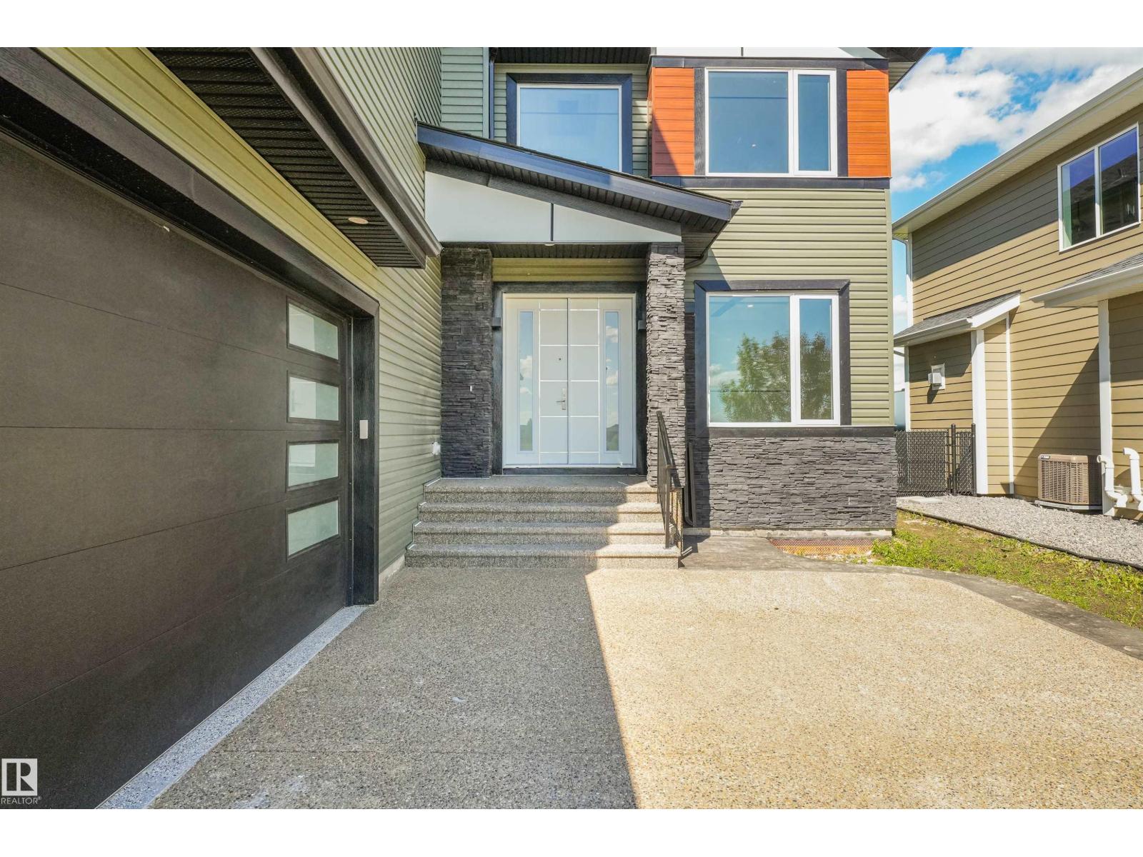 1180 Genesis Lake Boulevard, Stony Plain, Alberta  T7Z 0G3 - Photo 2 - E4496014