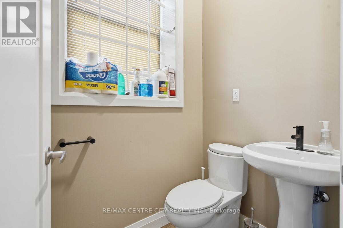 1188 Frances Street, London East, Ontario  N6G 0A8 - Photo 12 - X13496842