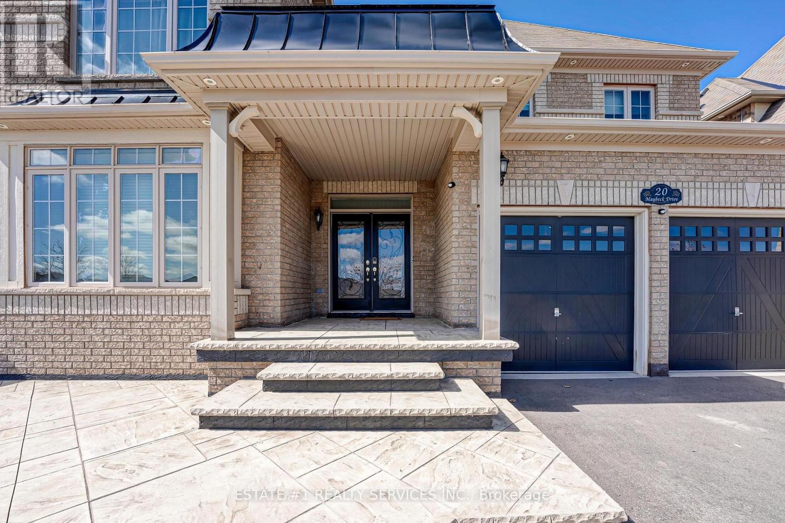 20 Maybeck Drive, Brampton, Ontario  L6X 0Z1 - Photo 2 - W13493280