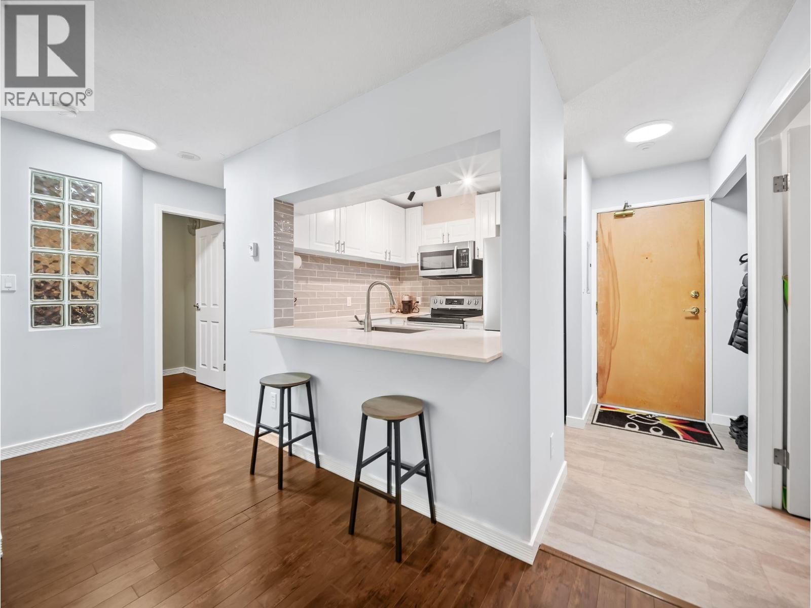 407 7077 Beresford Street, Burnaby, British Columbia  V5E 4J5 - Photo 3 - R3139848