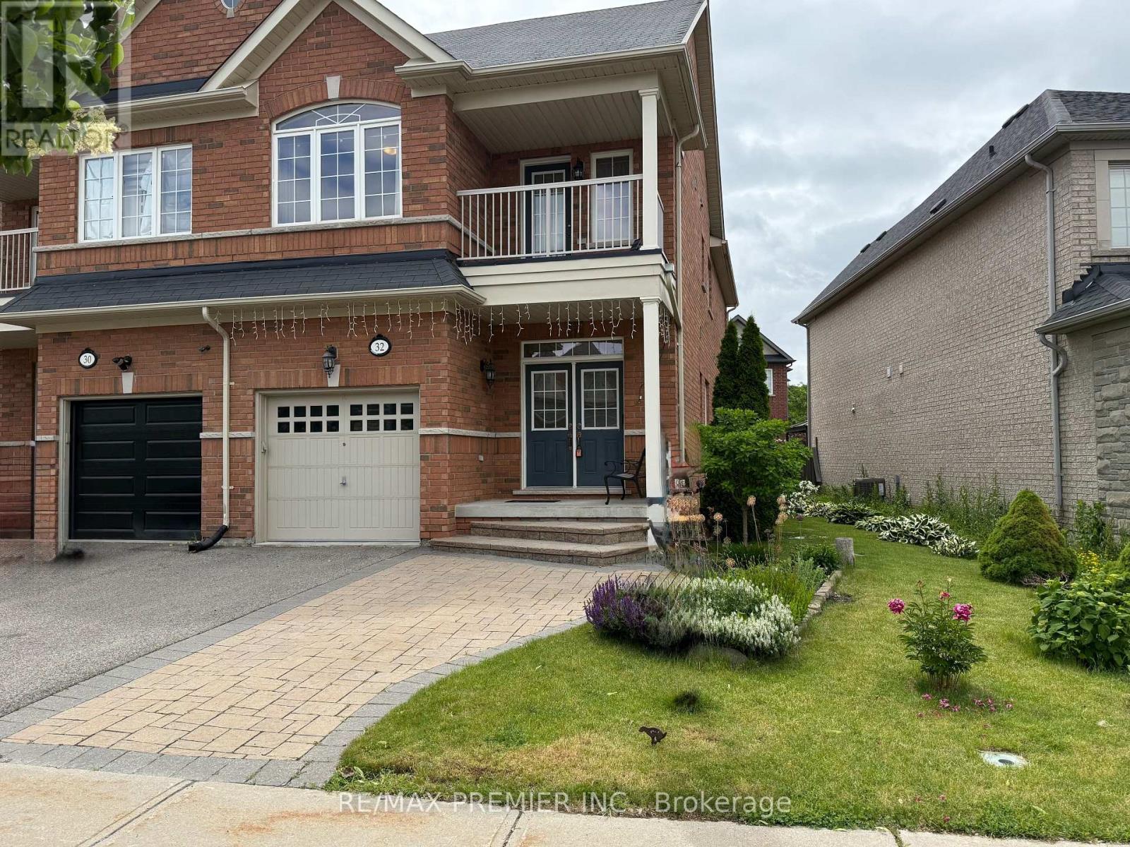 32 BLUE GROUSE ROAD, Vaughan, Ontario