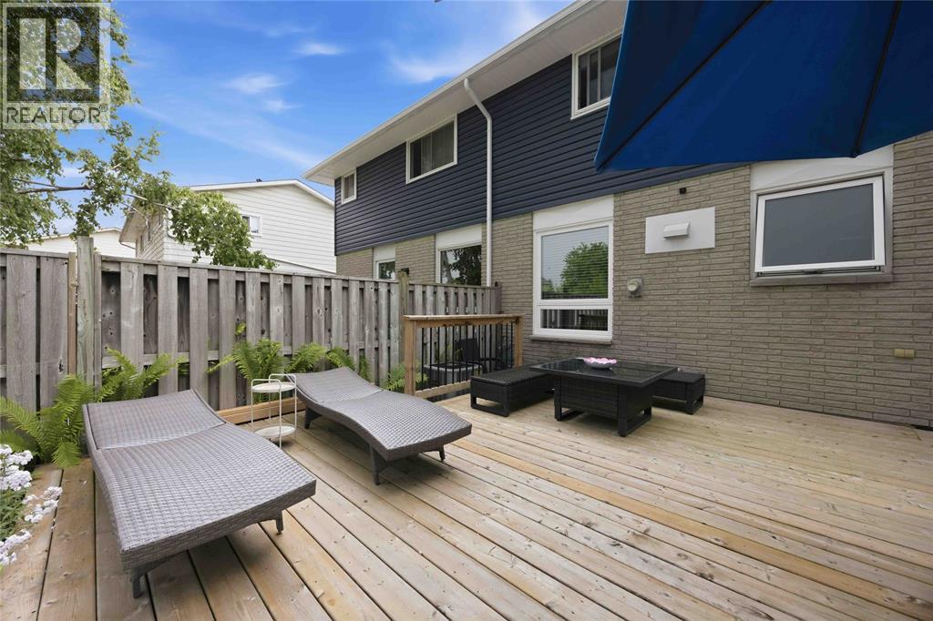 862 Montrose Street, Sarnia, Ontario  N7T 5B7 - Photo 37 - 26015287