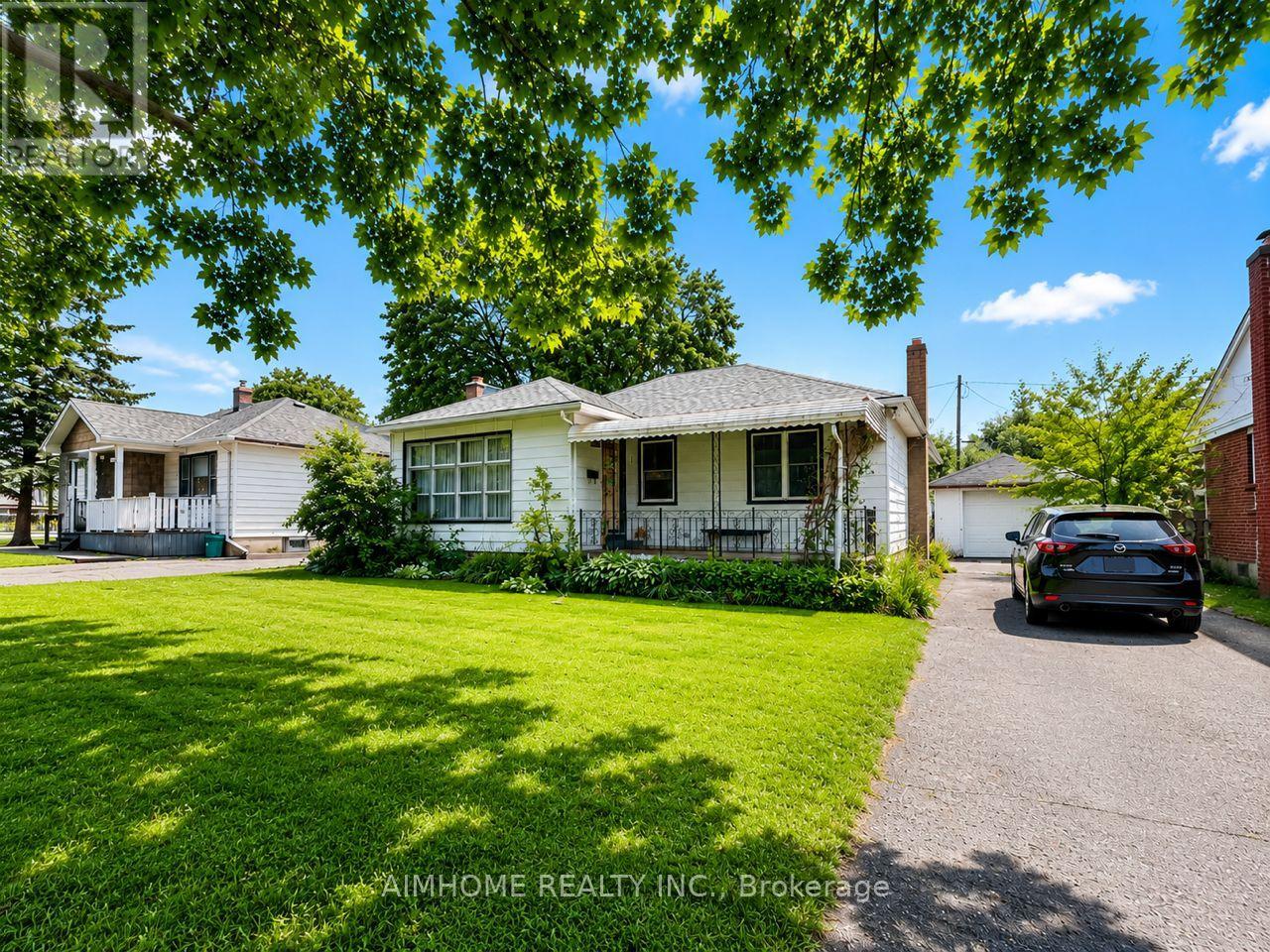 8 MUNRO STREET, Thorold, Ontario