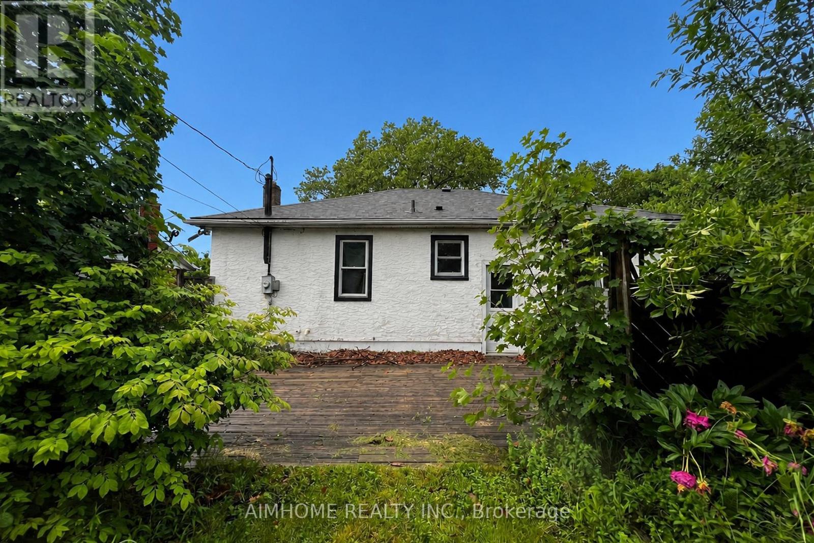 8 Munro Street, Thorold, Ontario  L2V 2V8 - Photo 16 - X13496896