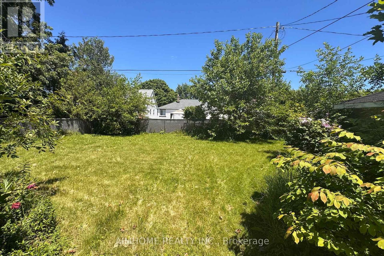 8 Munro Street, Thorold, Ontario  L2V 2V8 - Photo 17 - X13496896