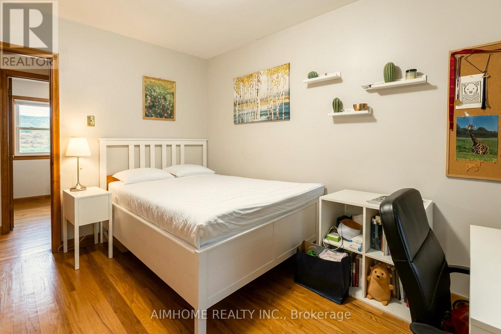 8 Munro Street, Thorold, Ontario  L2V 2V8 - Photo 7 - X13496896