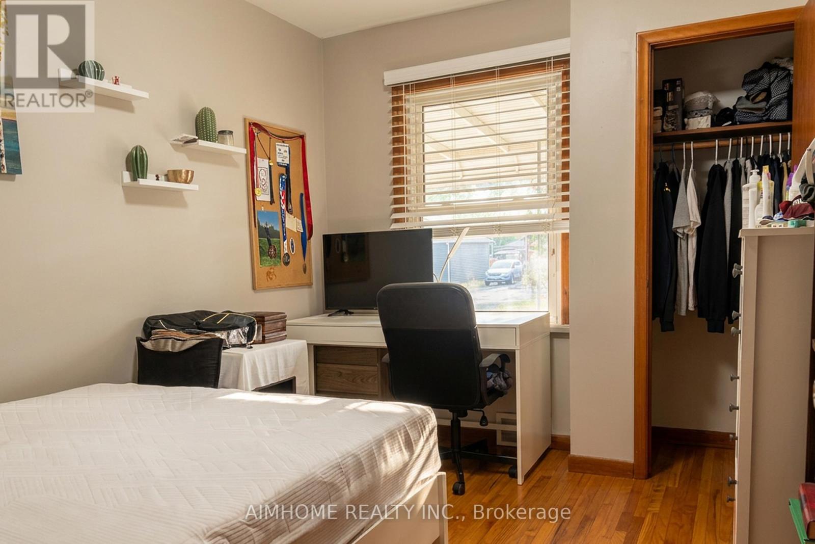 8 Munro Street, Thorold, Ontario  L2V 2V8 - Photo 8 - X13496896