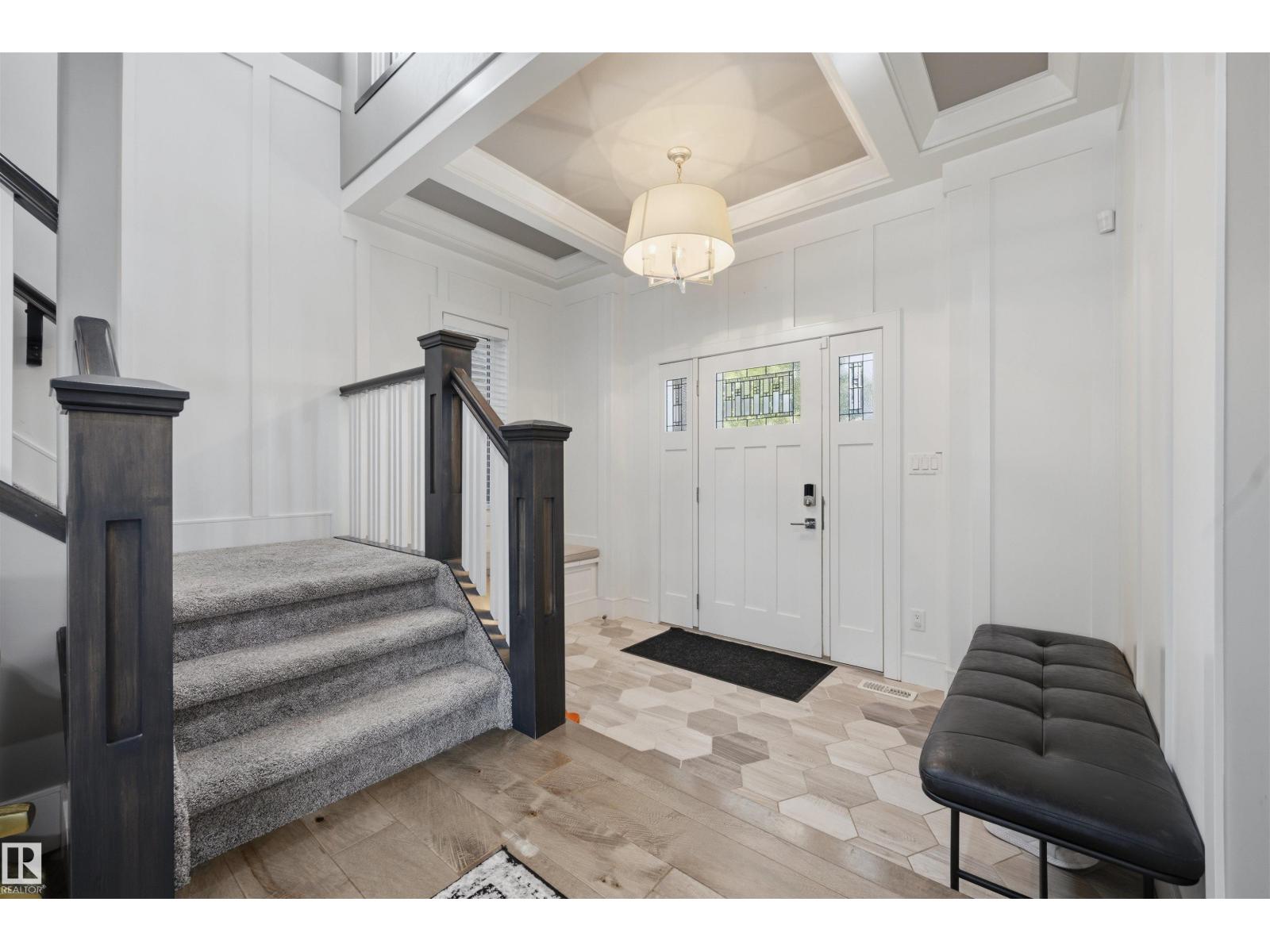 1305 Hainstock Wy SW, Edmonton, Alberta  T6W 3B6 - Photo 4 - E4496023