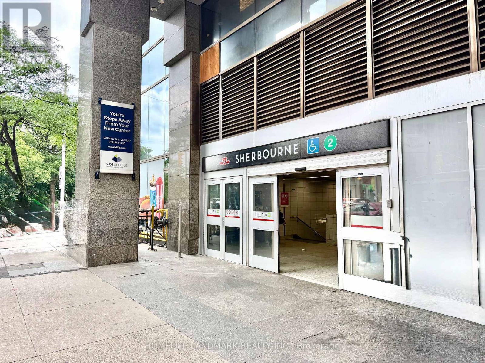 1805 - 609 Sherbourne Street, Toronto, Ontario  M4X 1K7 - Photo 2 - C13488712