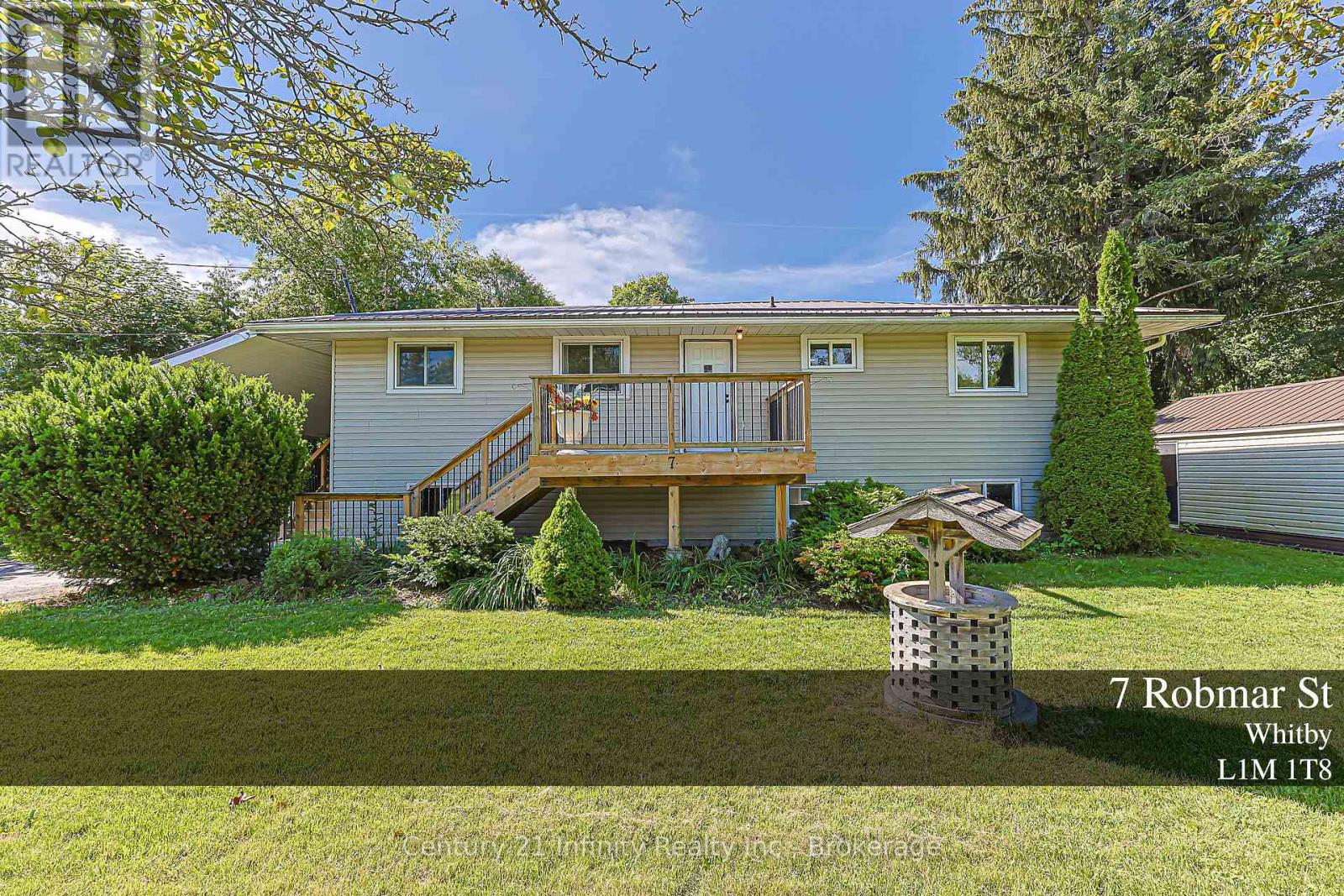 7 ROBMAR STREET, Whitby, Ontario