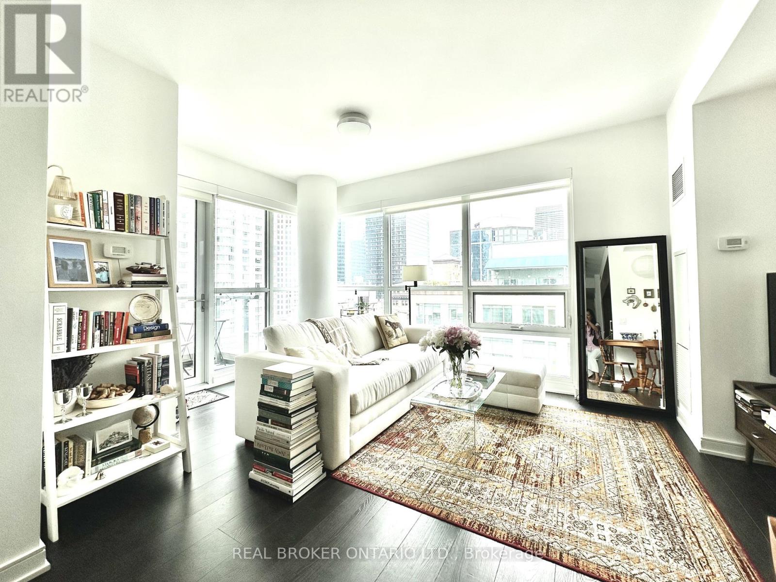 2502 - 88 Scott Street, Toronto, Ontario  M5E 0A9 - Photo 17 - C13496920