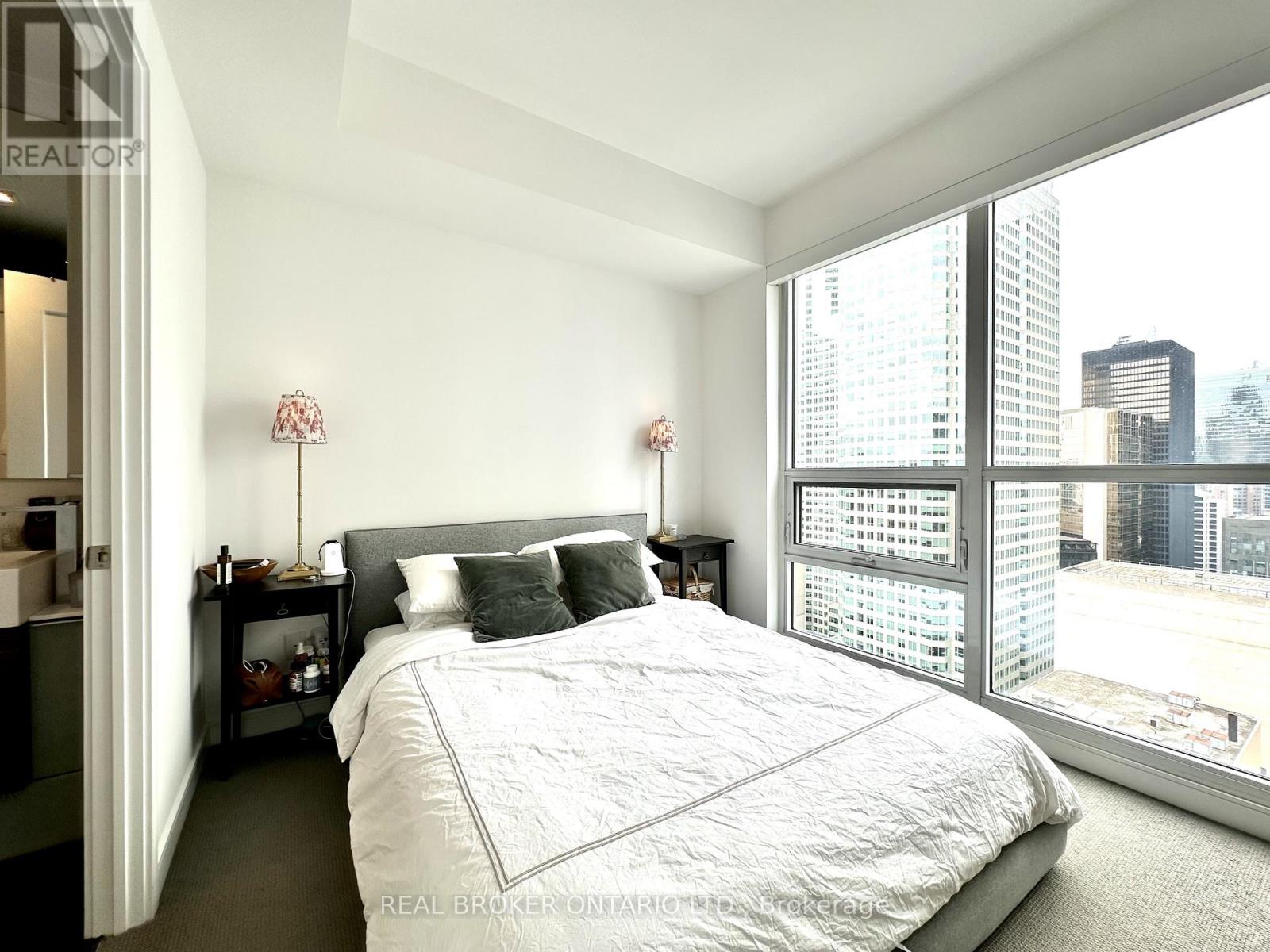 2502 - 88 Scott Street, Toronto, Ontario  M5E 0A9 - Photo 19 - C13496920
