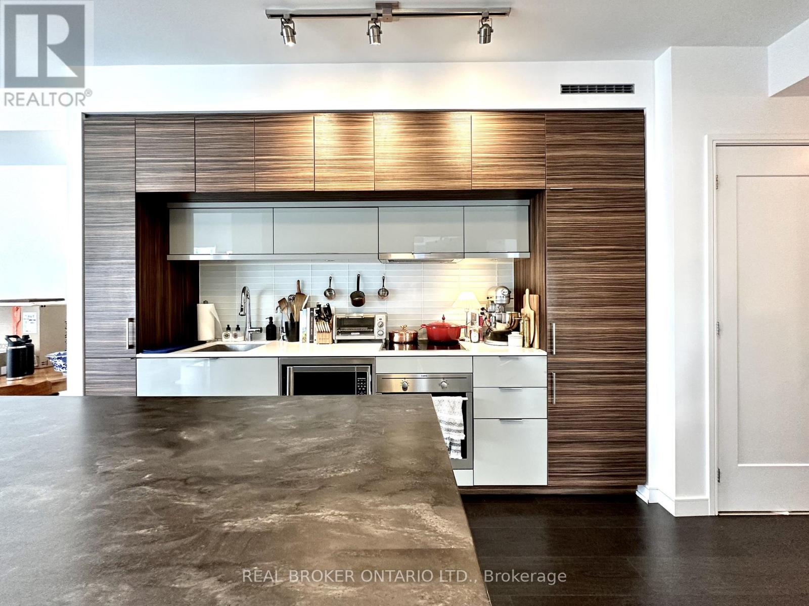 2502 - 88 Scott Street, Toronto, Ontario  M5E 0A9 - Photo 7 - C13496920
