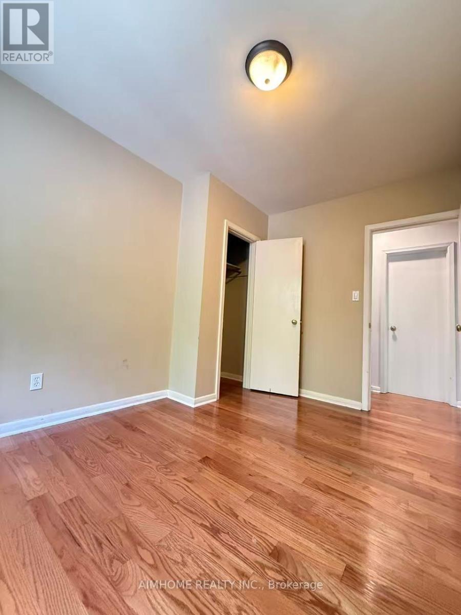 Main - 256 Patricia Avenue, Toronto, Ontario  M2M 1J8 - Photo 10 - C13443442