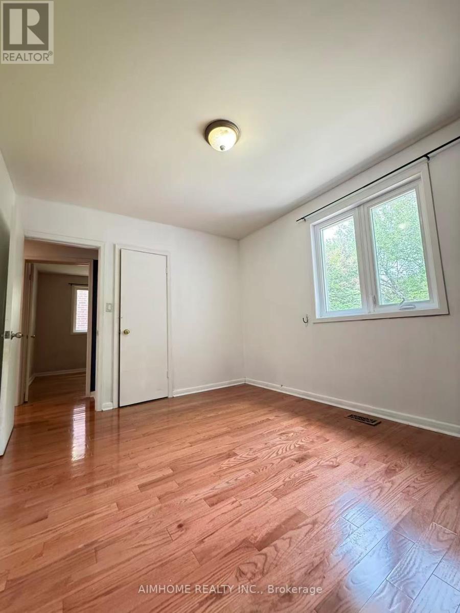 Main - 256 Patricia Avenue, Toronto, Ontario  M2M 1J8 - Photo 14 - C13443442