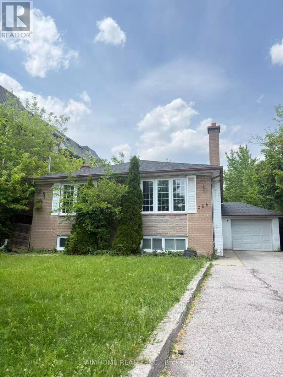 Main - 256 Patricia Avenue, Toronto, Ontario  M2M 1J8 - Photo 6 - C13443442