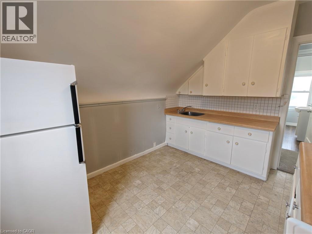 98 Glasgow Street Unit# Upper, Kitchener, Ontario  N2G 2G7 - Photo 10 - 40842480
