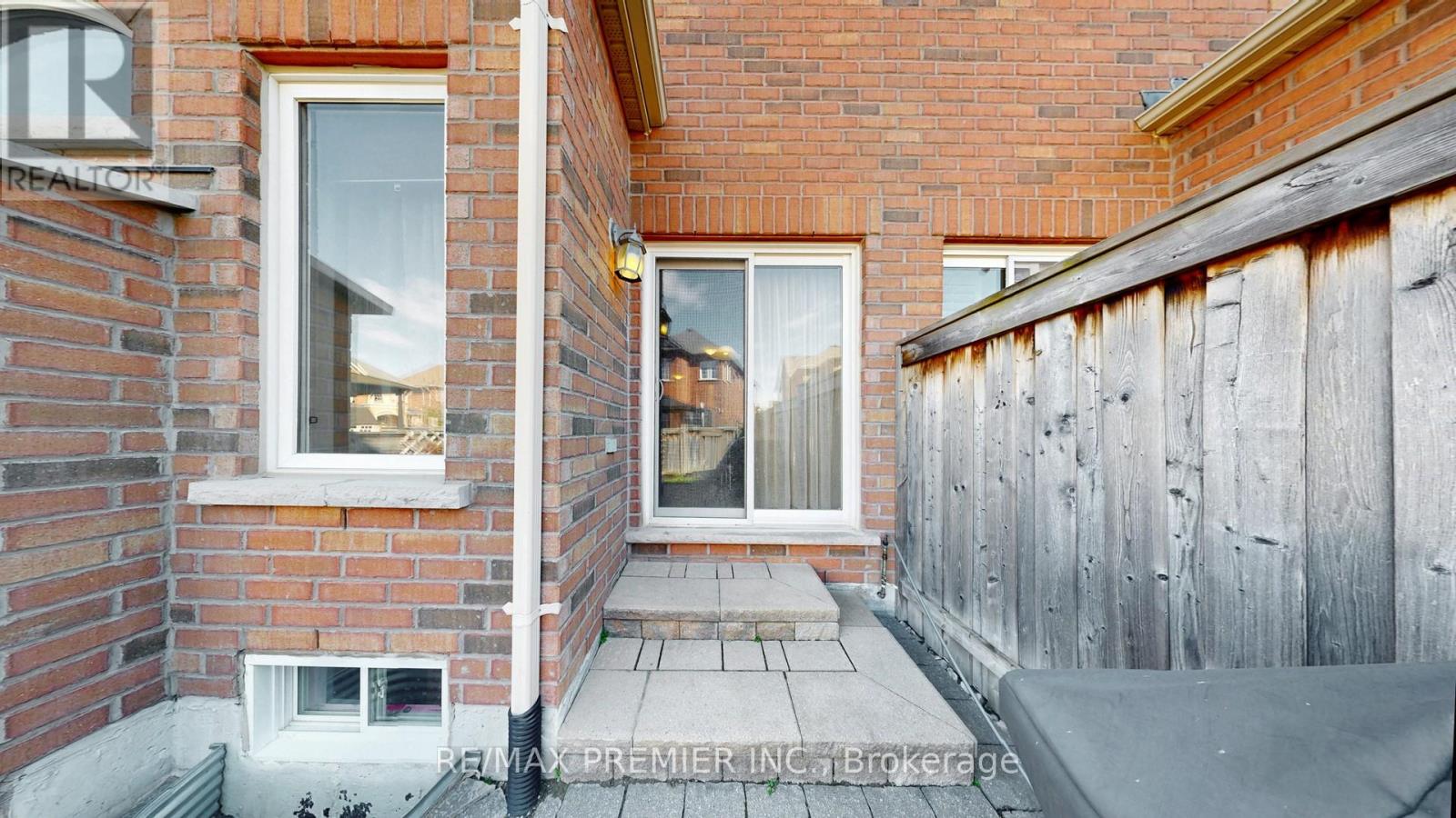 32 Blue Grouse Road, Vaughan, Ontario  L6A 4B9 - Photo 43 - N13445074