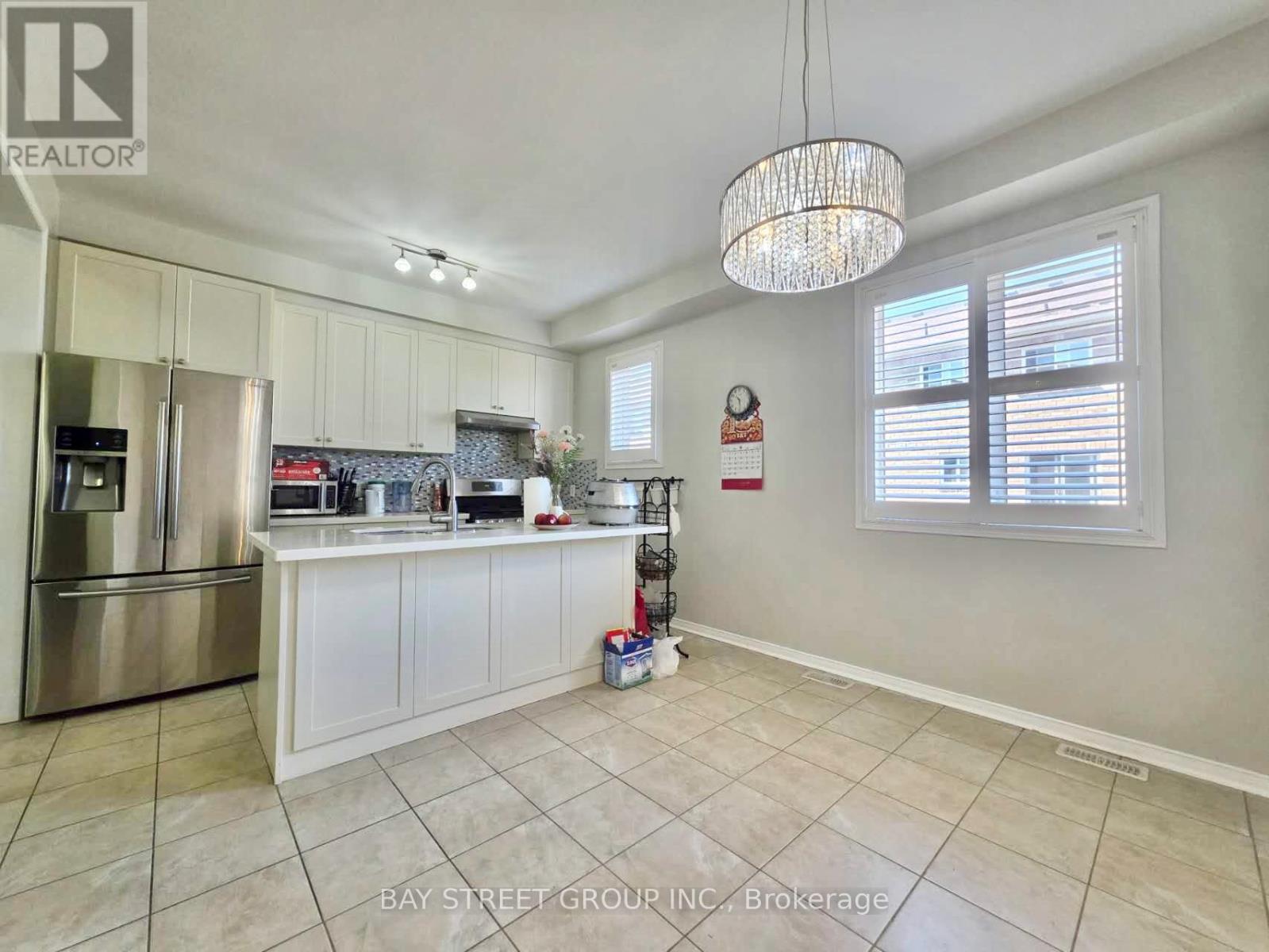 11 - 2171 Fiddlers Way, Oakville, Ontario  L6M 0R9 - Photo 10 - W13496910