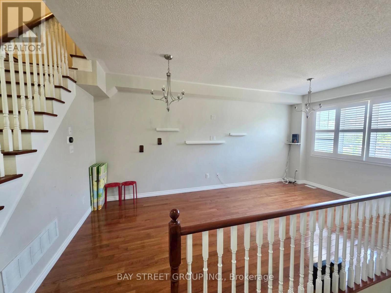 11 - 2171 Fiddlers Way, Oakville, Ontario  L6M 0R9 - Photo 3 - W13496910