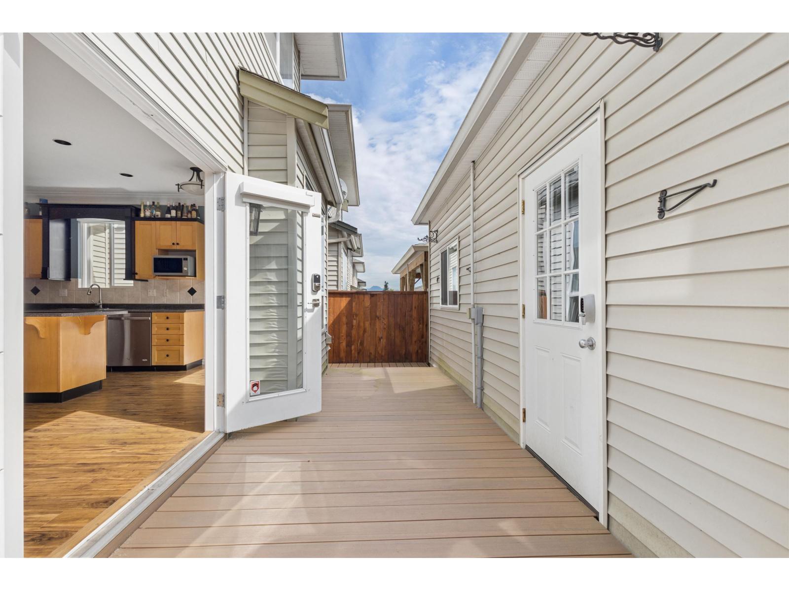 8838 216 Street, Langley, British Columbia  V1M 3Z5 - Photo 18 - R3140579