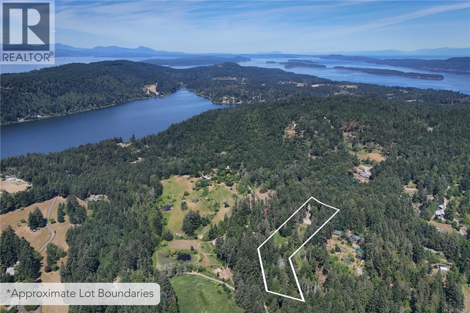 277 Stark Rd, salt spring, British Columbia