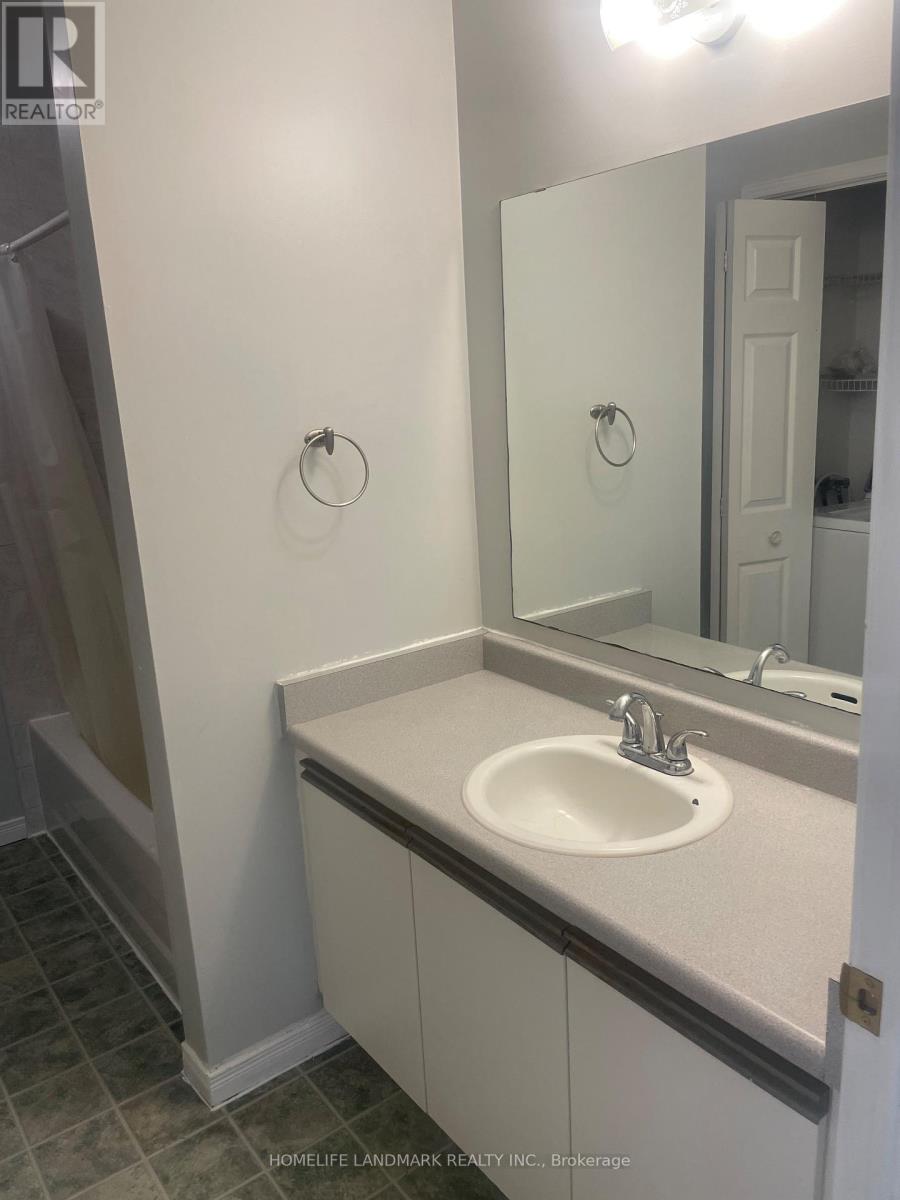 Unit 2 - 212 Ways Bay Drive, Georgina, Ontario  L4P 2M7 - Photo 8 - N13085386