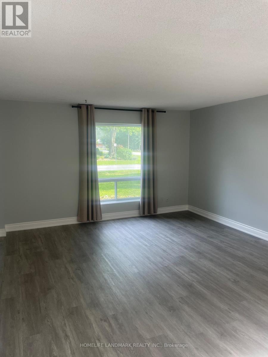 Unit 2 - 212 Ways Bay Drive, Georgina, Ontario  L4P 2M7 - Photo 5 - N13085386